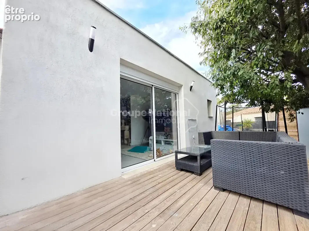 Maison de plain-pied rénovée,  80 m² , Miramas (13140) - photo 17