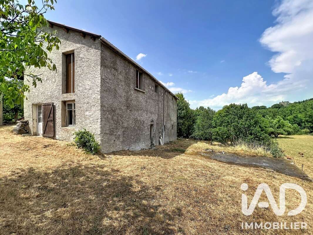 Maison 123 m² à Coubon  - photo 6