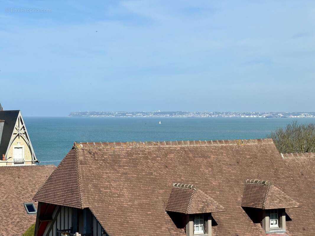 Appartement à DEAUVILLE