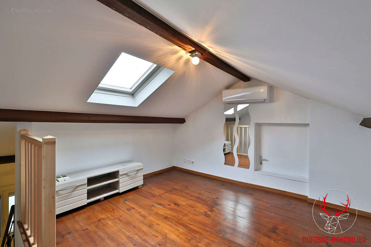 Maison à VAULX-EN-VELIN