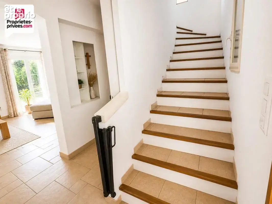 Mas de 2010 5 pièces 170m² Village à pied - photo 6