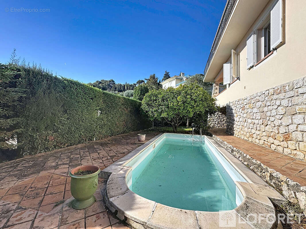 Maison à ROQUEBRUNE-CAP-MARTIN