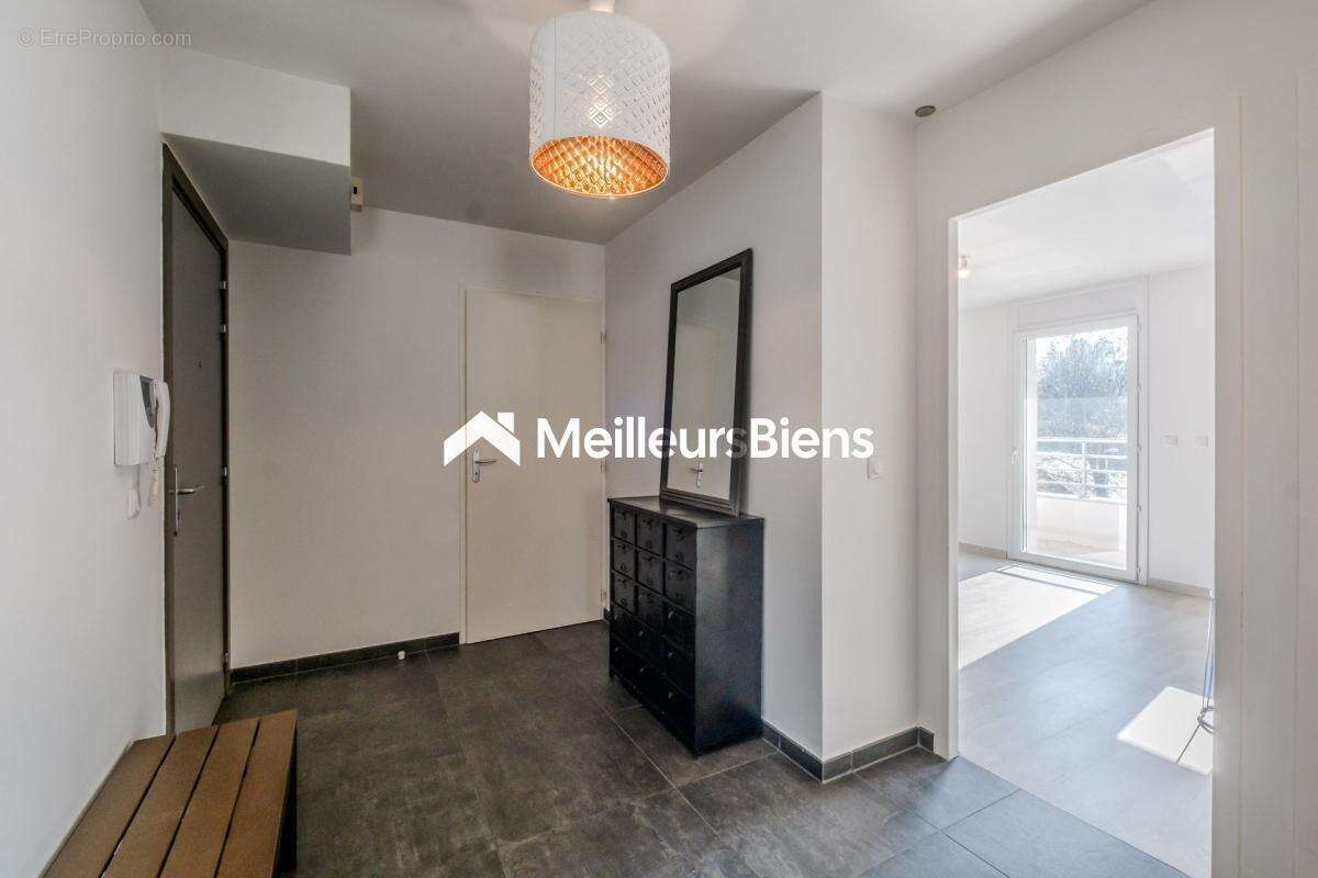 Appartement T4 103m² Evian les Bains, garage, vue lac - photo 6