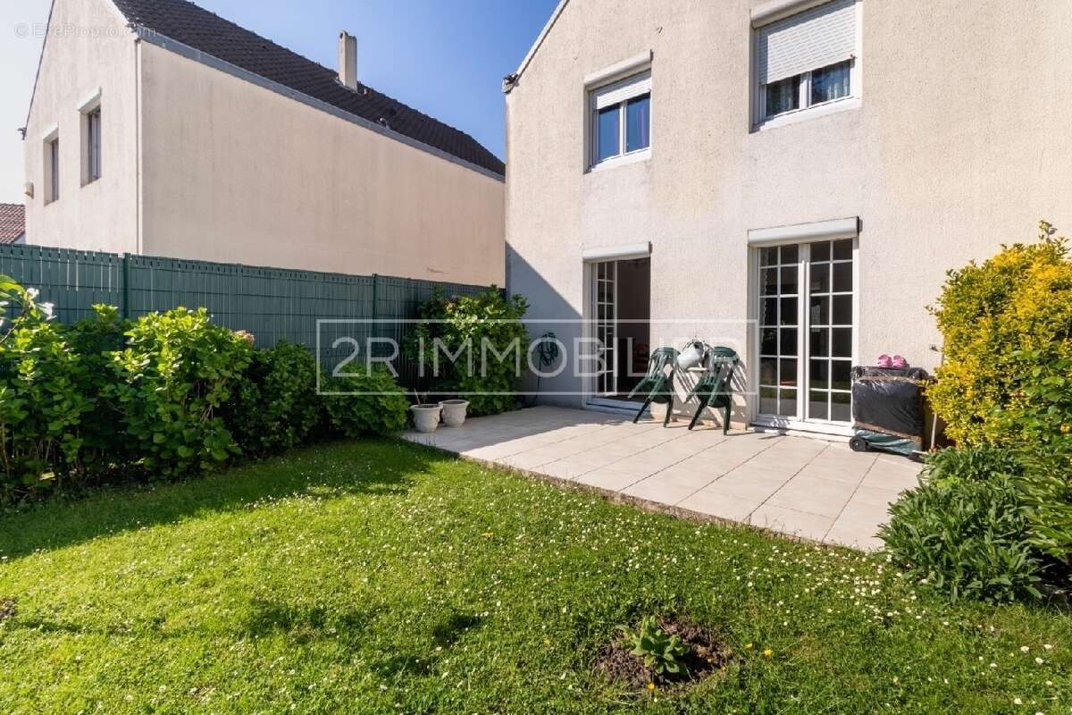 Maison à LAGNY-SUR-MARNE