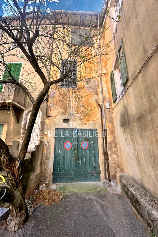 Maison à SAINT-MAXIMIN-LA-SAINTE-BAUME