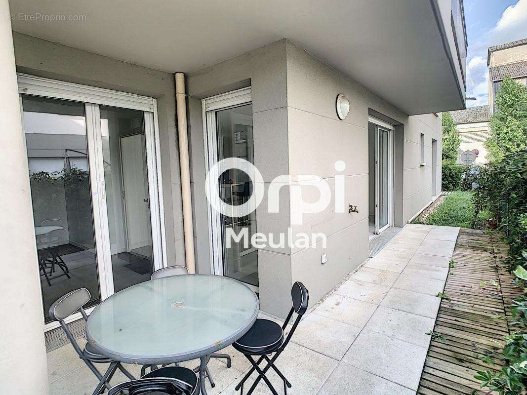 Appartement à HARDRICOURT