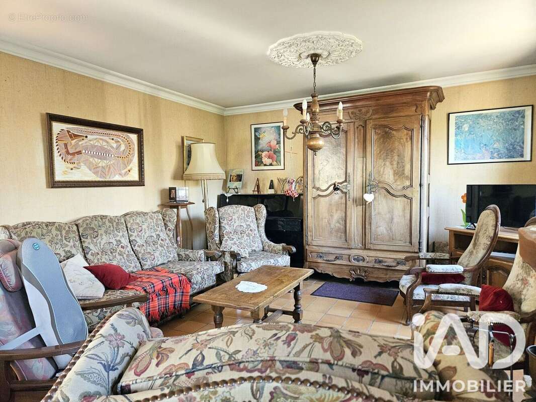 Maison 154 m² à Talant  - photo 2