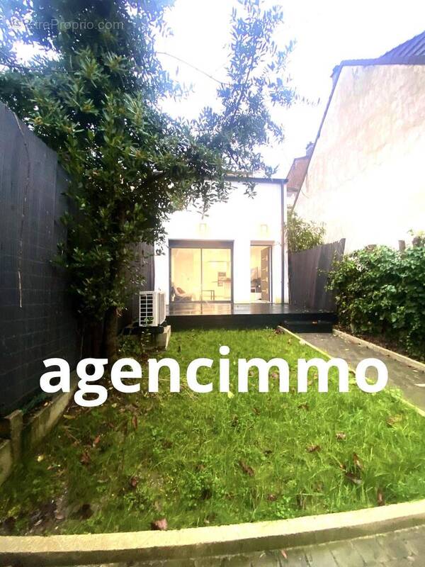 Maison à CHAMPIGNY-SUR-MARNE