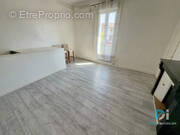 Appartement à ALIGNAN-DU-VENT