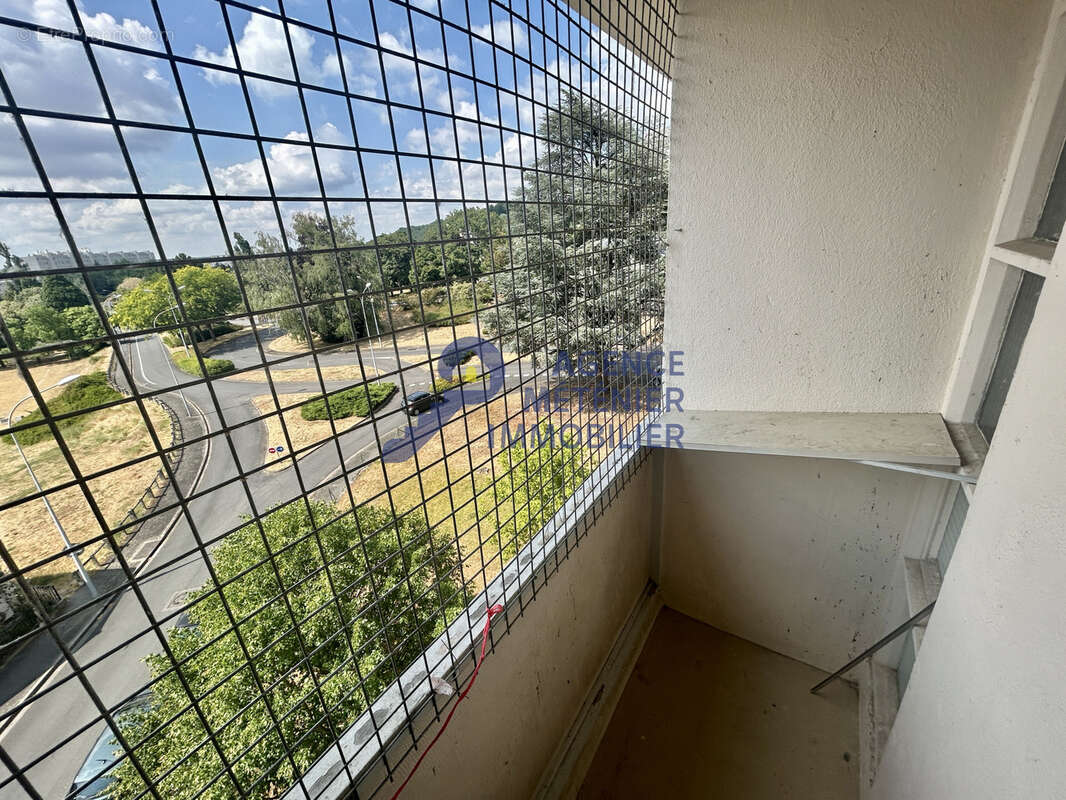 Appartement de type f2 - avec garage - 67 m2 - photo 3