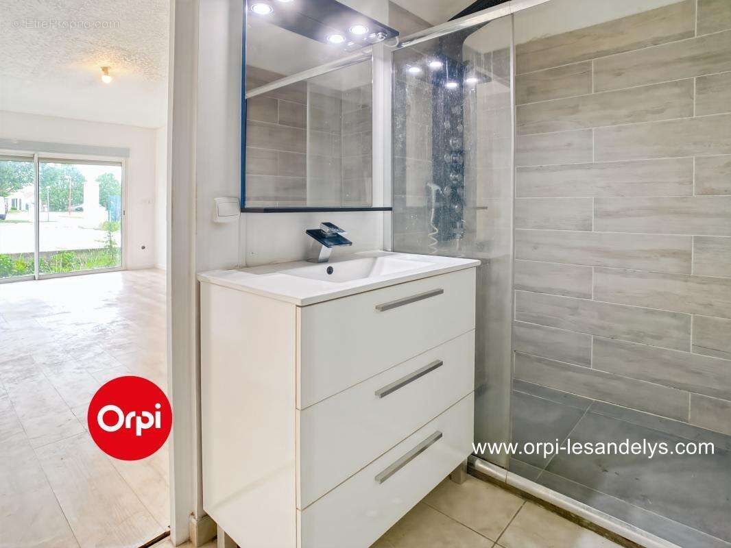 Maison à LES THILLIERS-EN-VEXIN