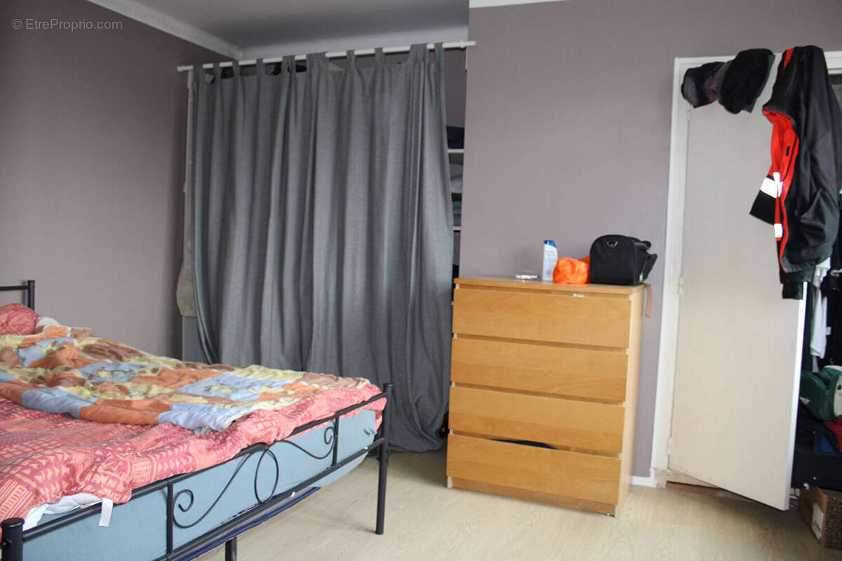 Maison à FONTAINE-COUVERTE