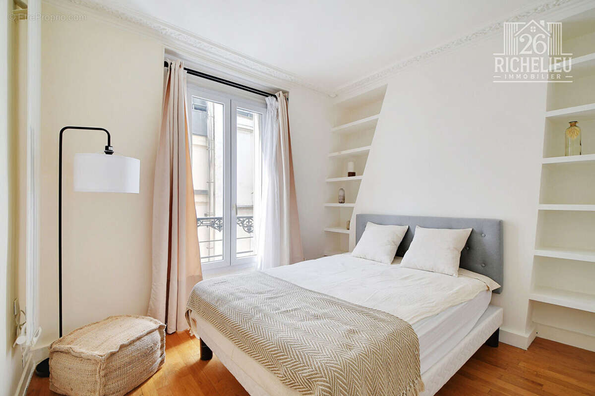 Appartement  4/5 pièces - Avenue Victoria - 98 m2 - photo 4
