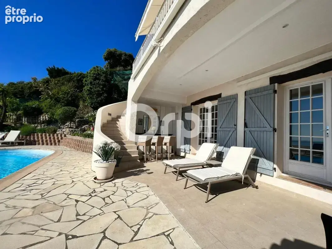 Charmante villa - vue mer - face à la baie de cannes - photo 7