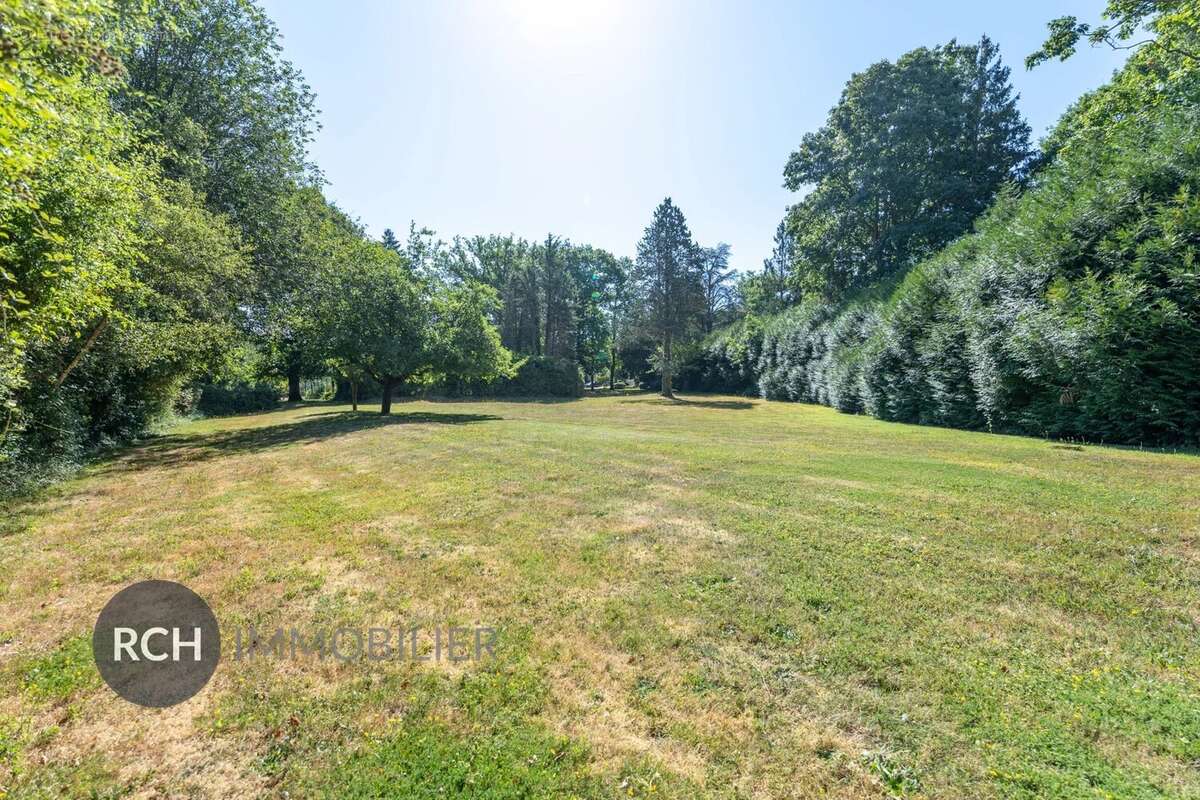 Entre Montfort L'Amaury et Houdan - Terrain constructible de 2 839 m2 situé dans un environnement préservé - photo 4