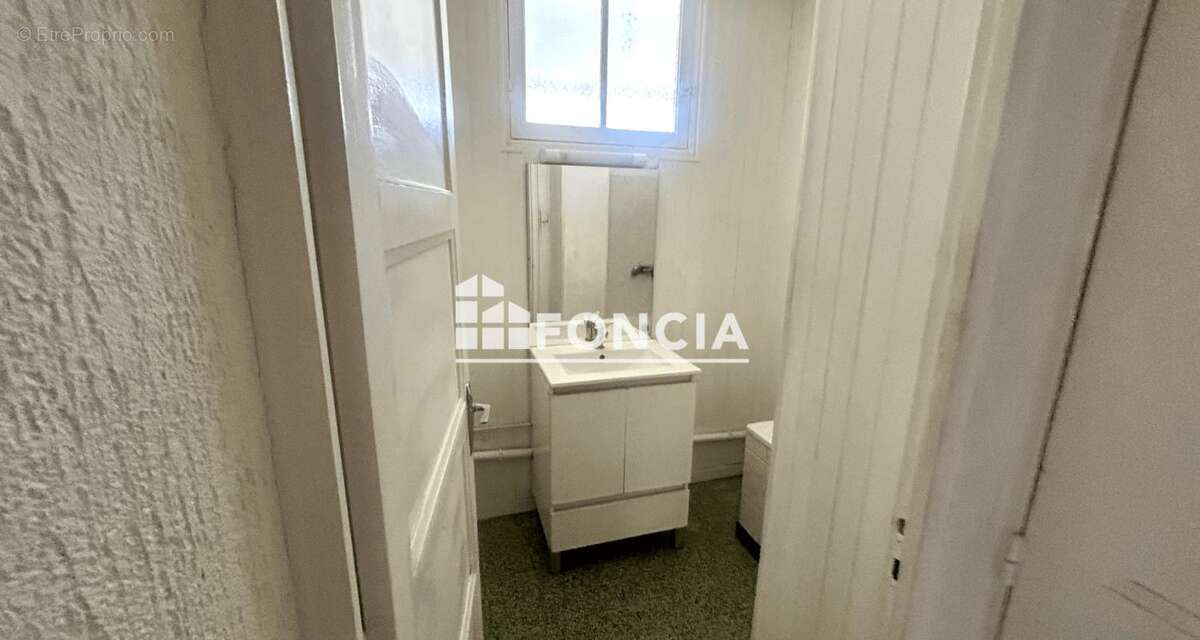 Appartement à BOURG-SAINT-ANDEOL