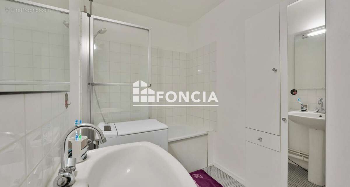 Appartement à LE PLESSIS-ROBINSON