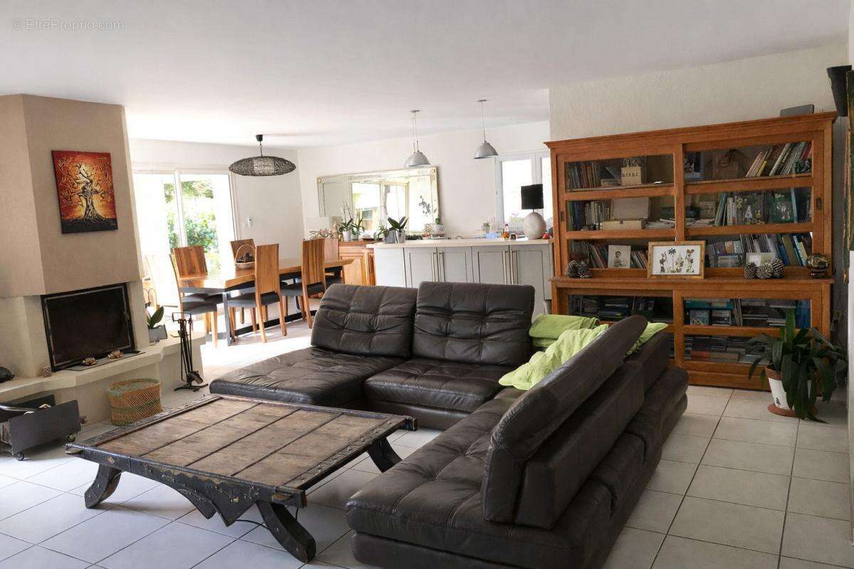 Maison à SAINT-MEDARD-EN-JALLES