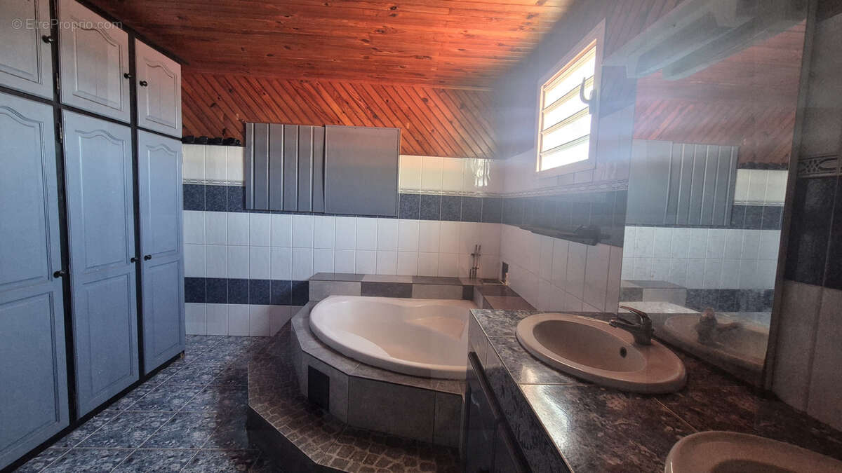 Maison à SAINT-JOSEPH