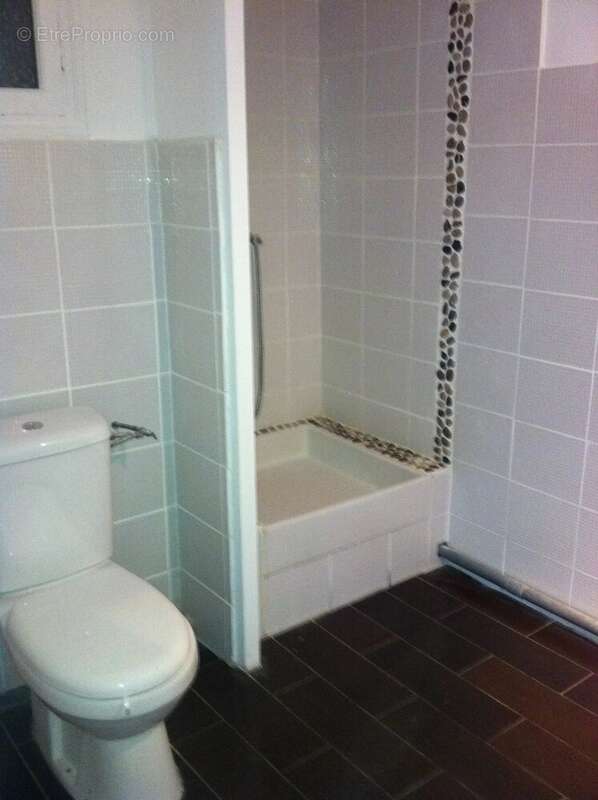 Appartement à MARSEILLE-3E