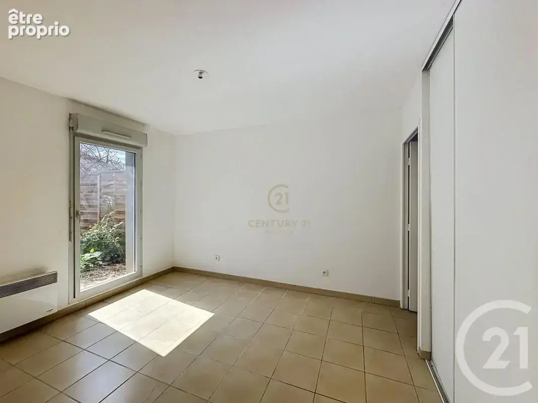 Appartement 2 pièces 41 m² à vendre à Lyon-8e (69008) - photo 2
