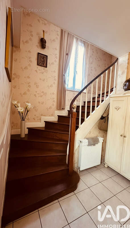 Maison 191 m² à Lourdes  - photo 9
