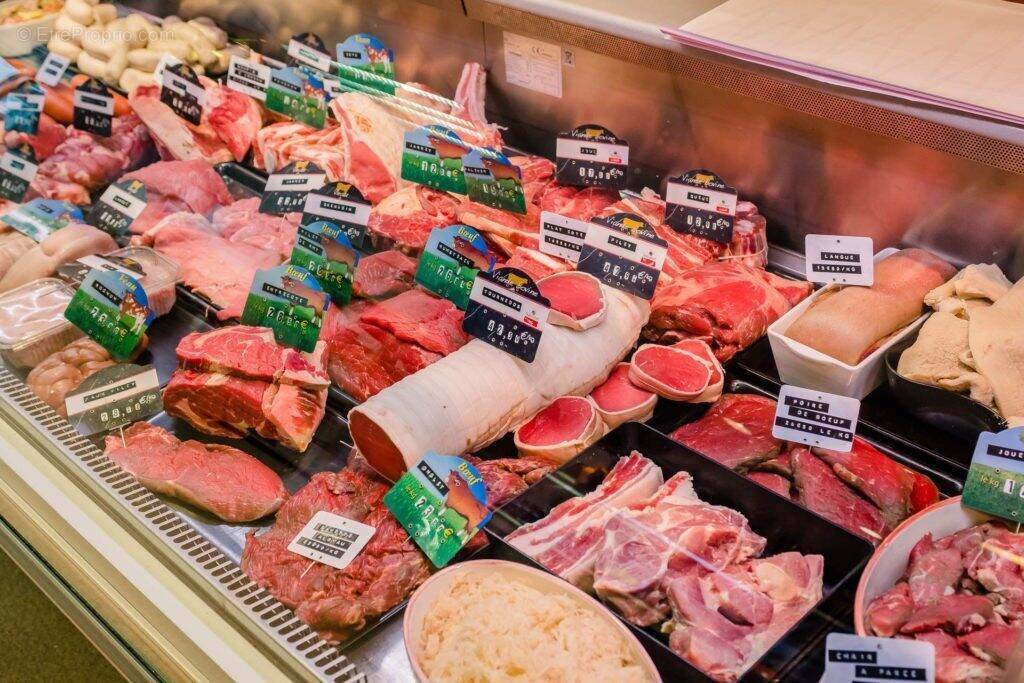 Autre à LONS-LE-SAUNIER