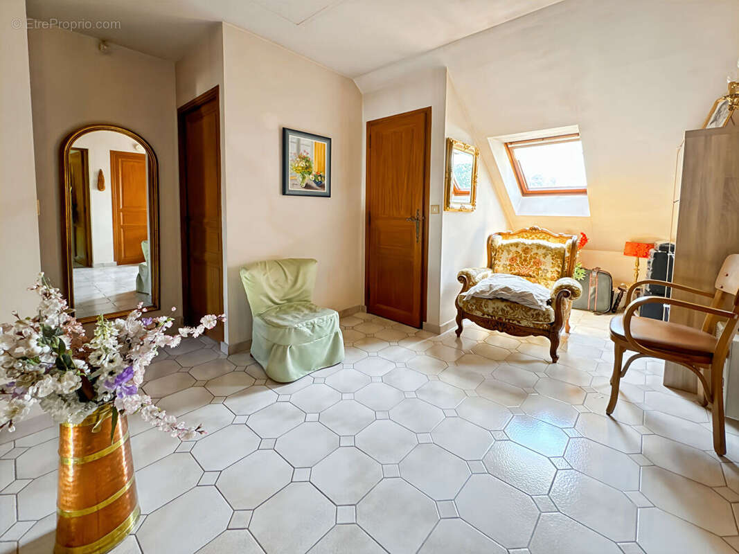 Maison 148m² à ballainvilliers - photo 7