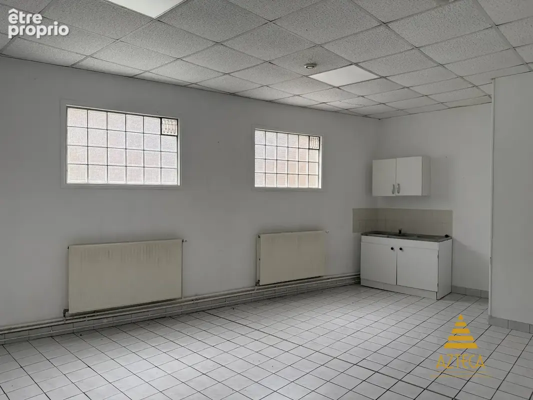 Commerce 750 m² à vendre à Caudry (59540) - photo 8