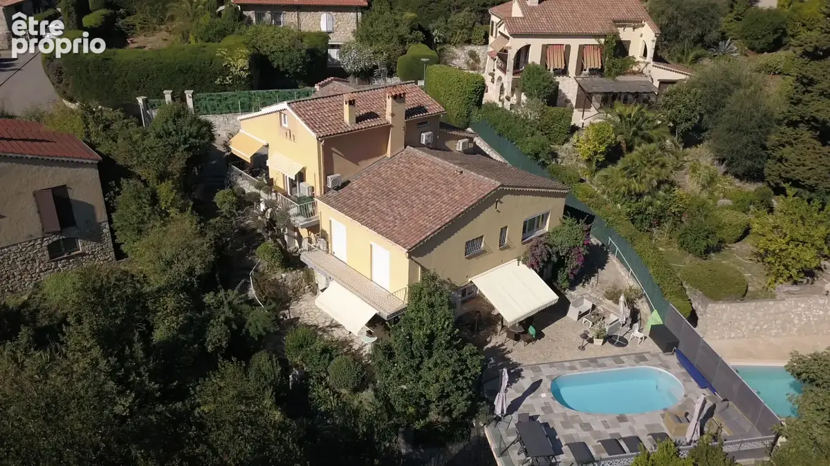 Maison Vence 9 pièce(s) 207 m2 - photo 4