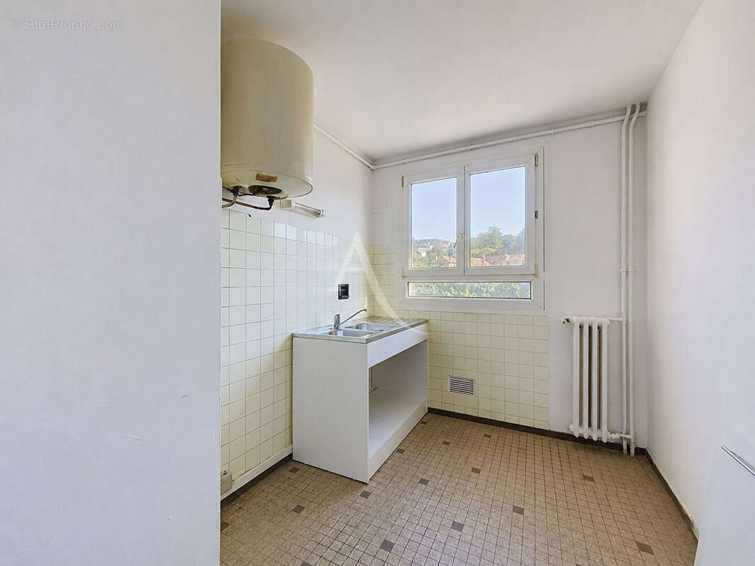 Appartement 3 pièces de 54.97 m² - Saint-Germain-en-Laye - photo 4