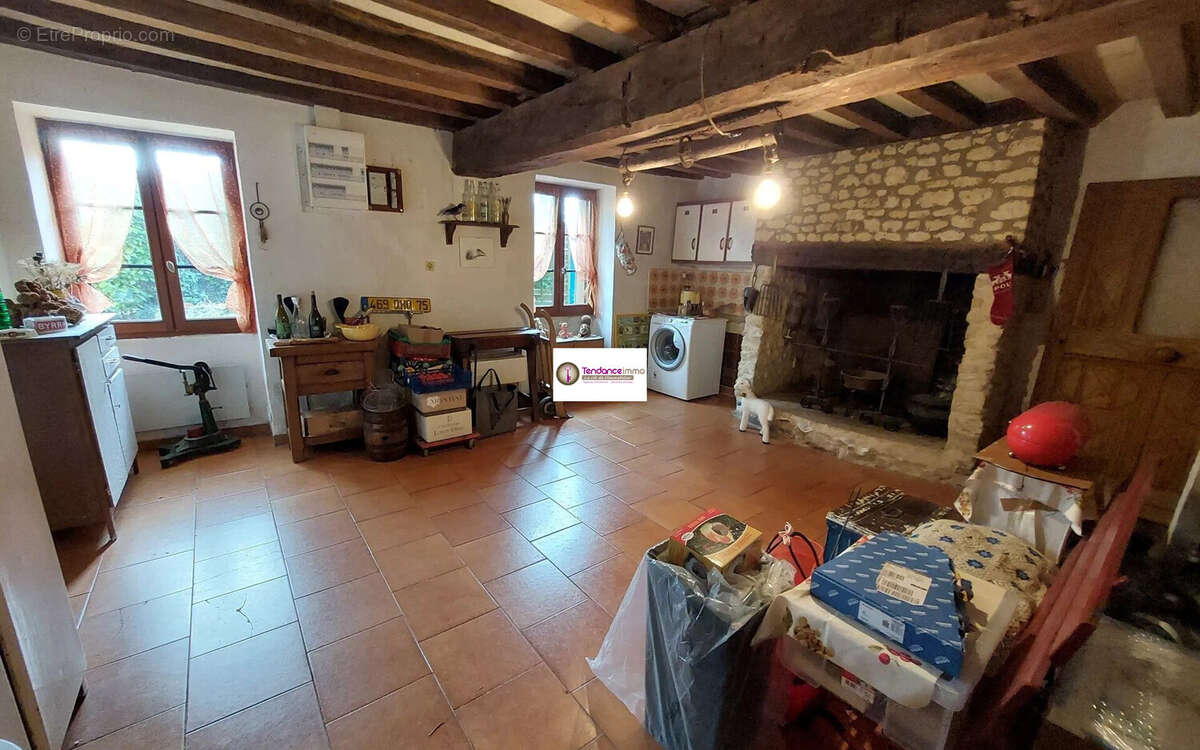Maison 142 m² à Le Mele-Sur-Sarthe  - photo 8