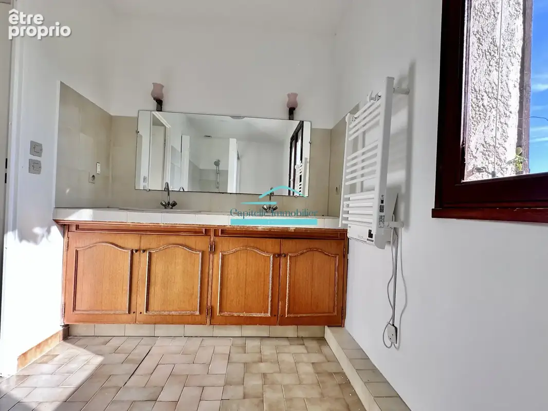 Mireval grande villa familiale T5 de 163 m2 avec piscine et terrain 610 m2 - photo 11