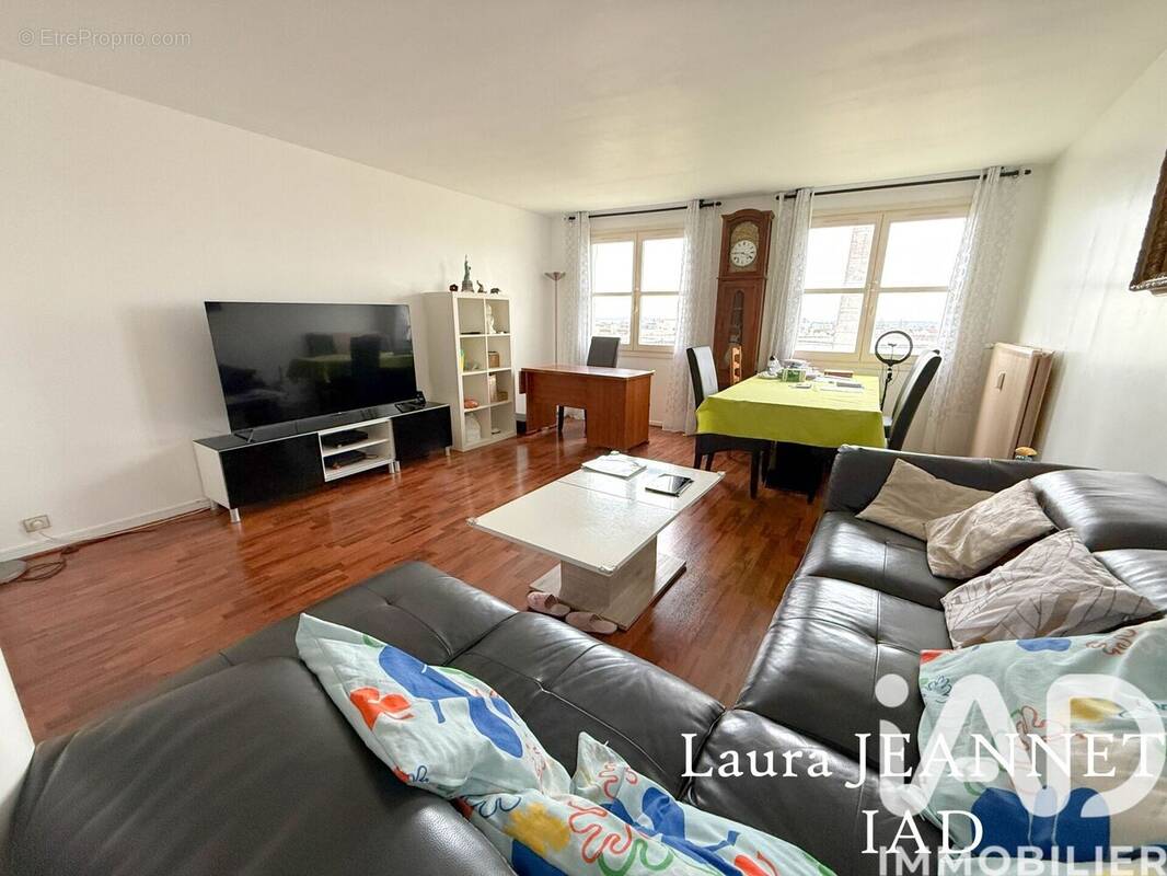 Photo 1 - Appartement à CERGY