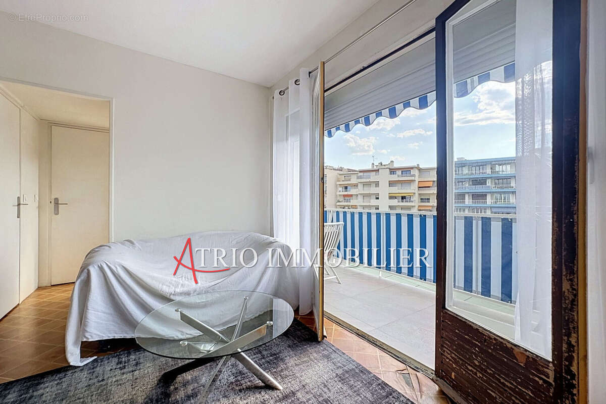 Appartement à CAGNES-SUR-MER