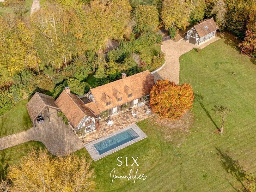 Maison à PONT-L'EVEQUE