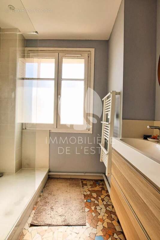 Appartement à LYON-8E