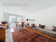 Appartement à FRESNES