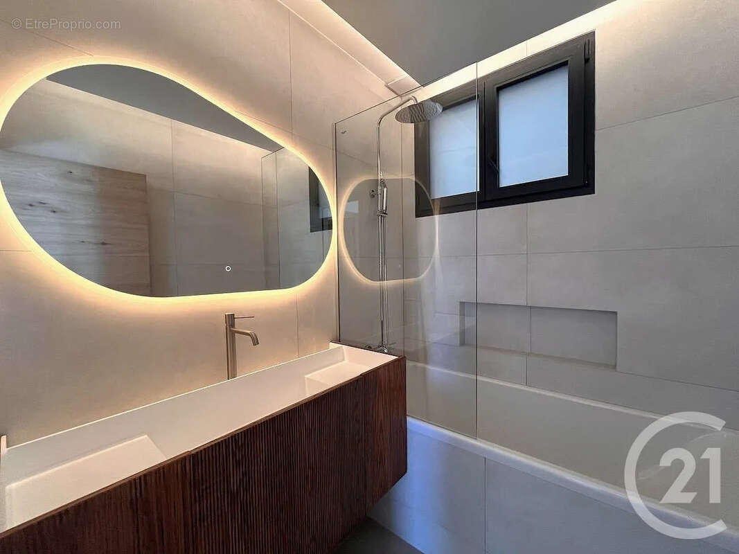 Maison à ROQUEBRUNE-CAP-MARTIN