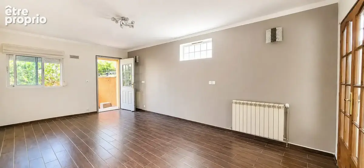 Maison de 113 m2 - 3 chambres - 2 balcons - jardin - photo 3