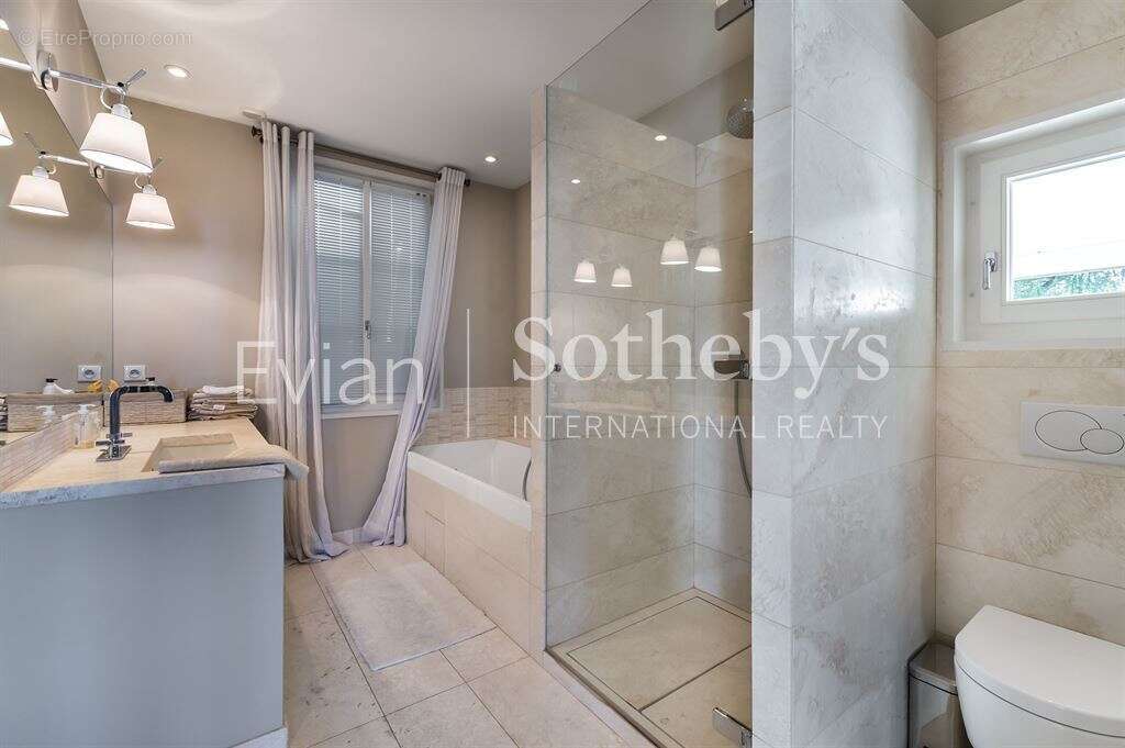 Maison à EVIAN-LES-BAINS