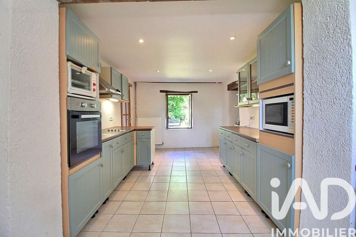 Maison 142 m² à Dontreix  - photo 6