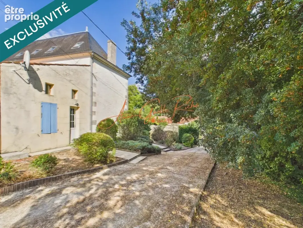 Photo 1 - Maison à SAINT-PORCHAIRE