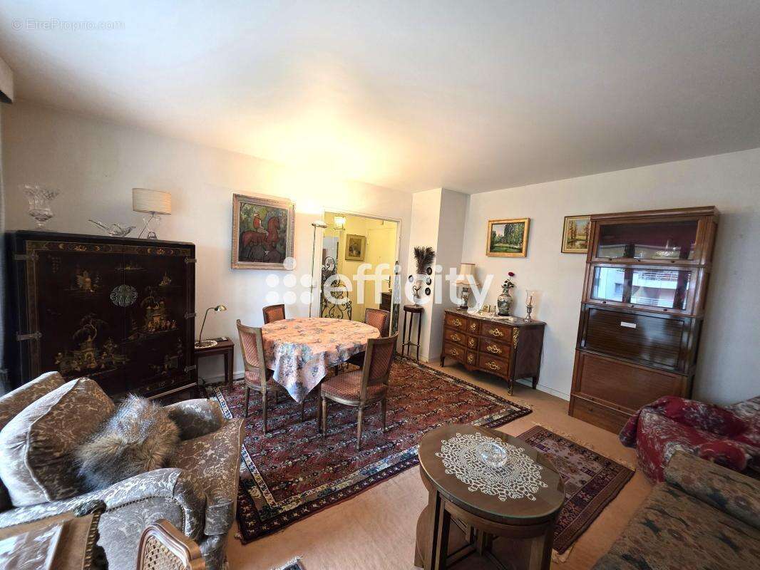 Appartement à BOULOGNE-BILLANCOURT