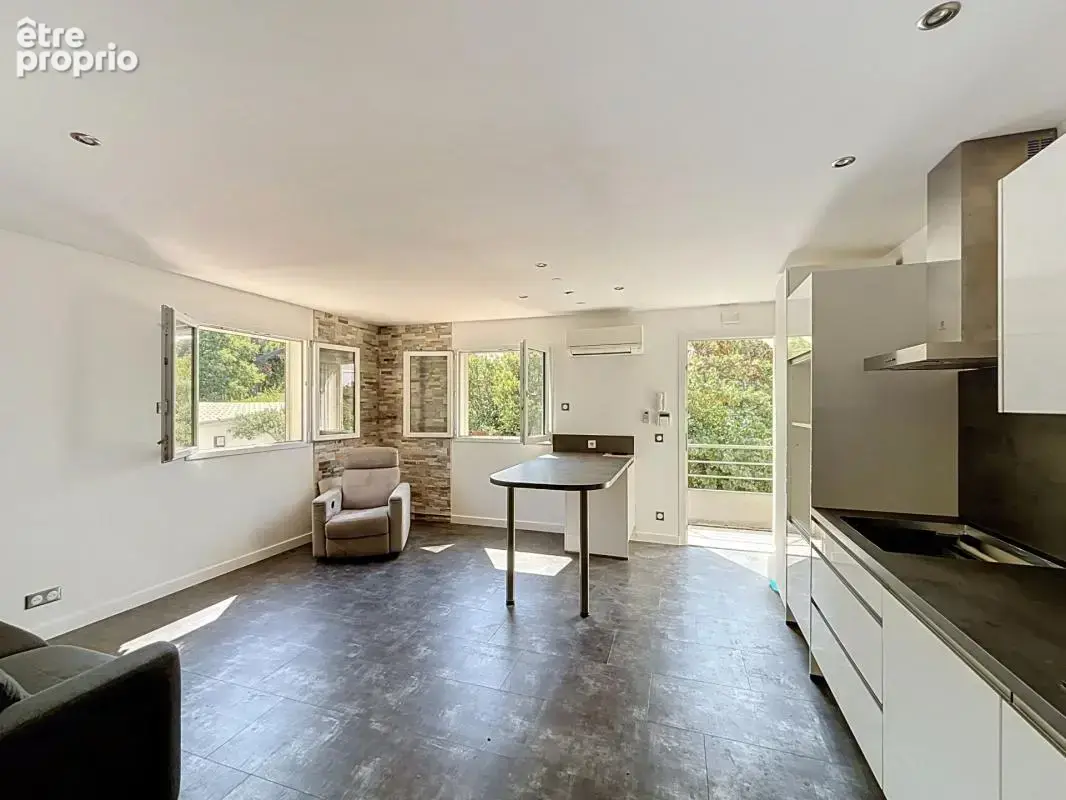 Marseille 13ᵉ – propriété de 167 m² – 4 logements indépendants – piscine – 2 garages- dpe a - photo 8