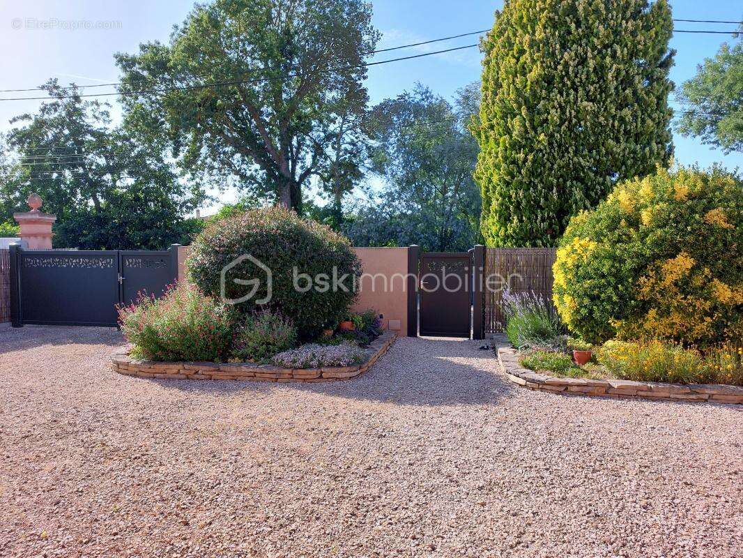 Maison à VILLENEUVE-TOLOSANE