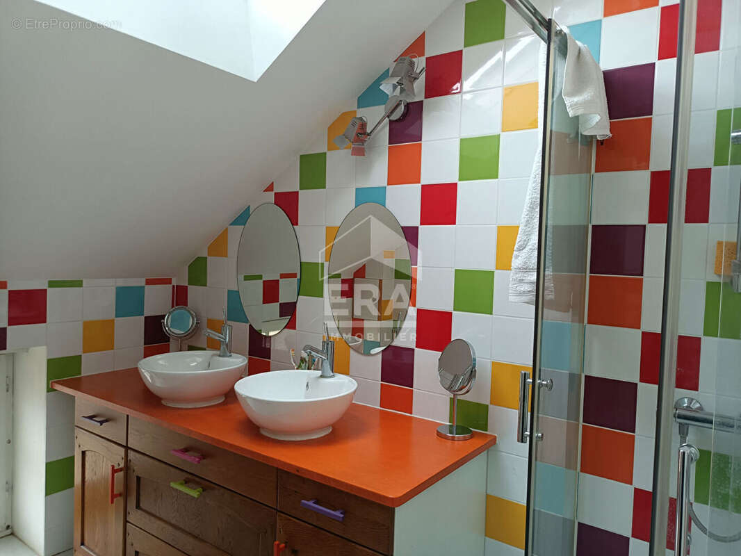 Maison 209 m² à Pressac  - photo 7
