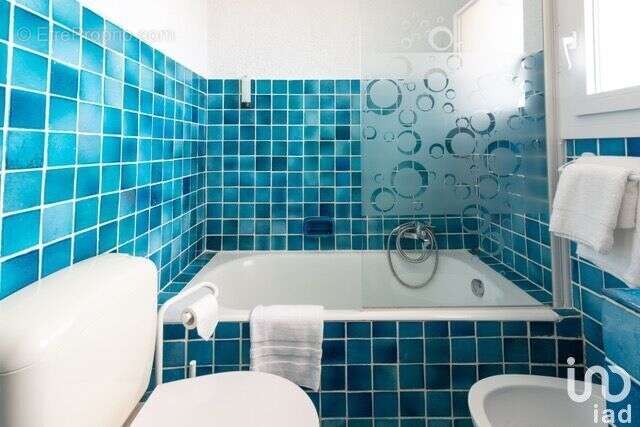 Photo 8 - Commerce à LES ISSAMBRES