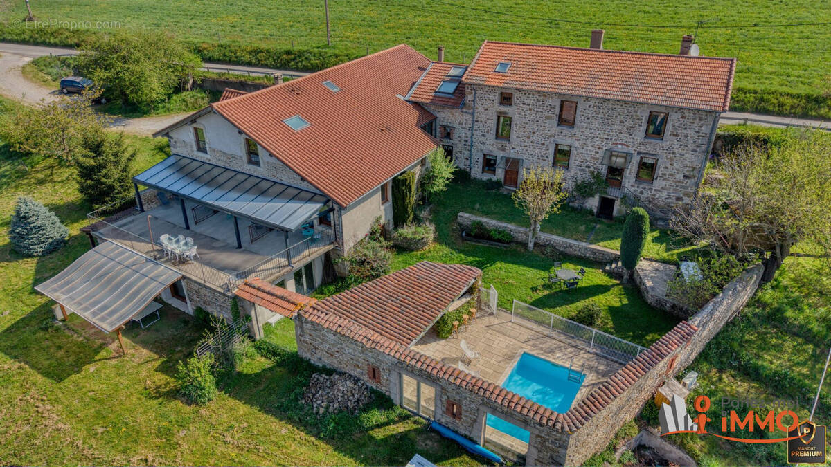 Maison à ROCHE-LA-MOLIERE