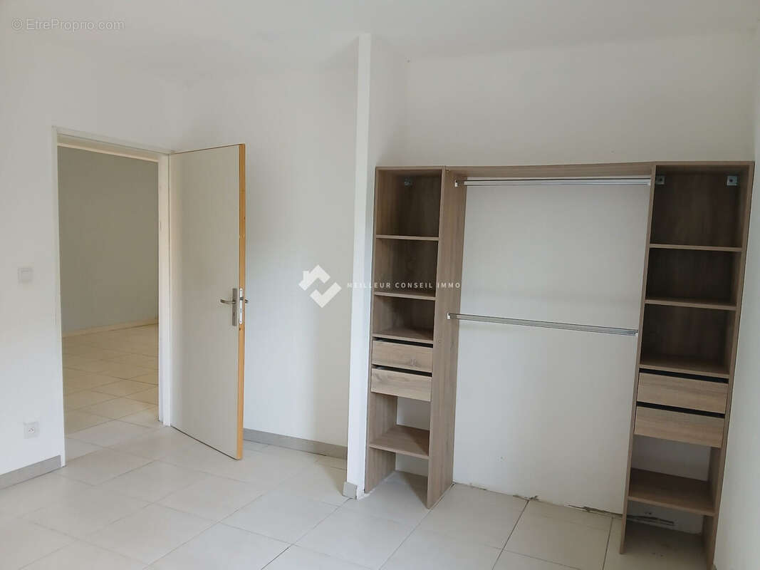 Chambre 1 - Maison à ARGELIERS